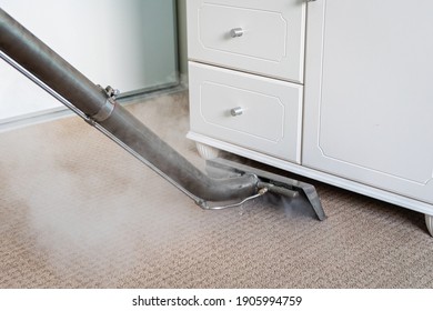 Steam Carpet Cleaning Of Carpets In A Bedroom - Professional Carpet Cleaning