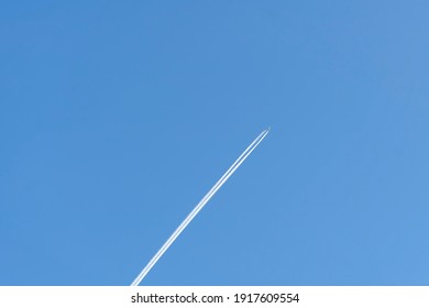 飛行機雲 Images Stock Photos Vectors Shutterstock