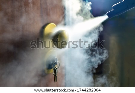 steam processing of keys and door handles, disinfection