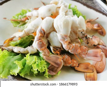 Steamed Blue Crab Legs With Spicy Dip, Thai Style, Seafood