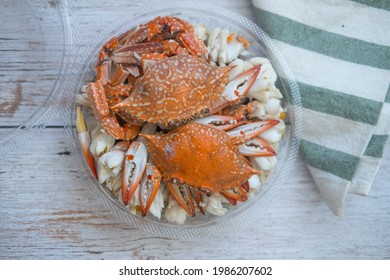 Steamed Lump Crab In Plastic Box For Delivery. Seafood Industry.