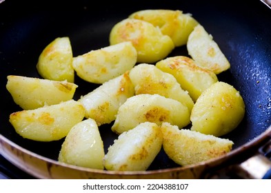 Sauté The Steamed Potatoes In A Frying Pan.