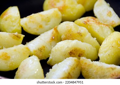 Sauté The Steamed Potatoes In A Frying Pan.