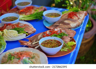 Steamed Snapper Pacific Ocean Perch, Sea Bass, Ruby Perch Hotpot In Spicy Lemon Sauce In Asian Thai Style. Healthy Cooking