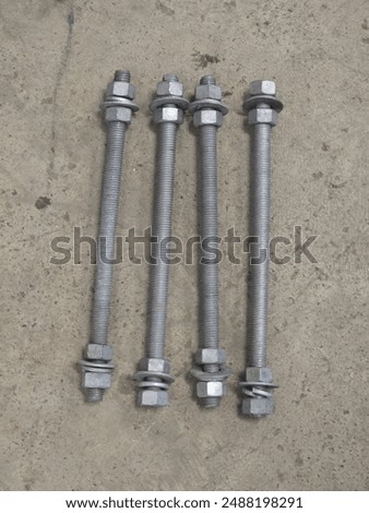 Steel bracket bolt with scows 