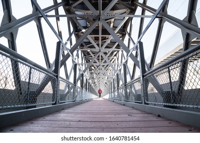 Steel Construction, Leading Lines, Vanishing Point