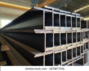 steel h-beam, selective focus, Raw materials used in building construction.