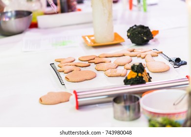 Step By Step. Learning How To Make And Decorate Halloween Cookie Decorating Class.