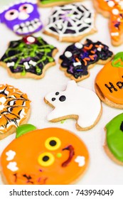 Step By Step. Learning How To Make And Decorate Halloween Cookie Decorating Class.