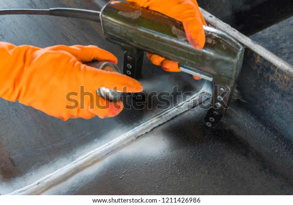 step-nondestructive-testingndt-welding-process-magnetic-stock-photo