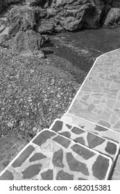 Steps to the beach