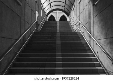 2,990 Pedestrian underpass Images, Stock Photos & Vectors | Shutterstock