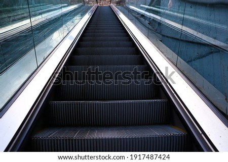the steps of the stairs when climbing the escalators