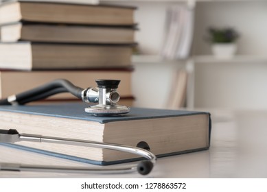 medical books free