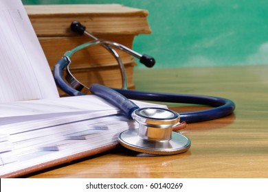 Stethoscope With Reference Books