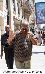 Steve Harvey Walk In The Street Of Paris After. 08,07,2022