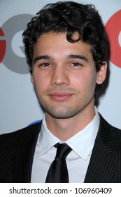 Steven Strait  At The 2008 GQ 'Men Of The Year' Party. Chateau Marmont Hotel, Los Angeles, CA. 11-18-08