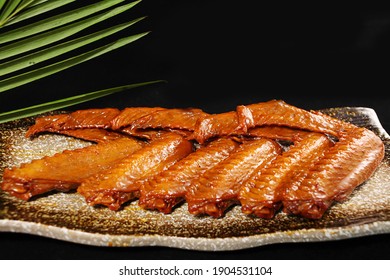 Stewed Goose Wings In Dish