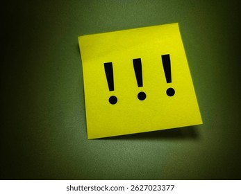 Sticky Note with Multiple Exclamation Marks — Urgent Message, Reminder, Warning or Attention Symbol on Paper, Office Communication or Alert Concept. 