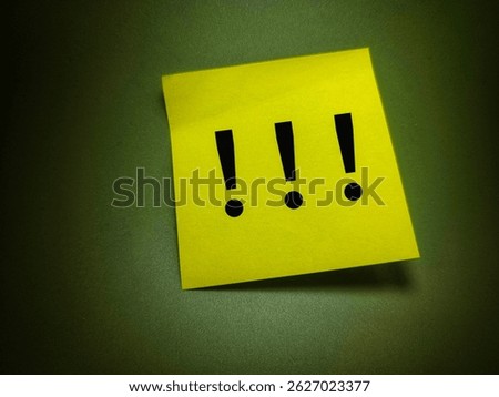Sticky Note with Multiple Exclamation Marks — Urgent Message, Reminder, Warning or Attention Symbol on Paper, Office Communication or Alert Concept. 