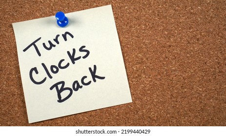 Sticky Note Reminder To Turn Clocks Back To Start Daylight Saving Time.                            