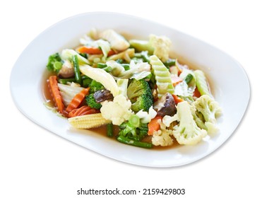 Stir Fried Mixed Vegetable (Sliced Baby Corn, Oringi, Shiitake, Carrots, Kale, Cauliflower, Cauliflower And Yard Long Beans) Are Served With White Plate Isolated On White Background. Good Healthy Food