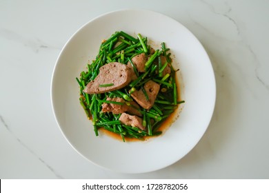 Stir Fried Pork Liver With Chinese Chives