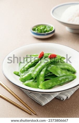 Sautéed (Stir Fried) snow peas 