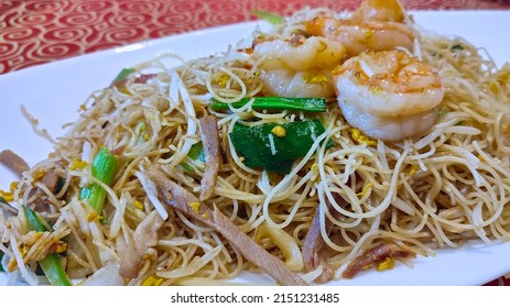 124,508 Shrimp Noodles Images, Stock Photos & Vectors | Shutterstock