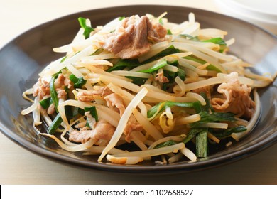 Stir-fried Pork, Chinese Chives And Bean Sprouts.