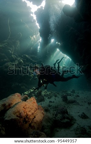StJohns-caves