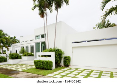 Stock Image Of A South Florida Single Family House