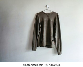 12,836 Army green shirt Images, Stock Photos & Vectors | Shutterstock