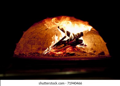 Stock Photo:  long exposure of fire in a pizza oven