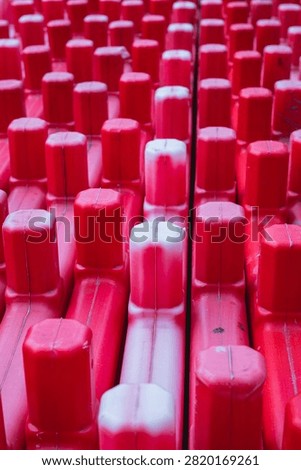Stocked delineators in a cunstruction side