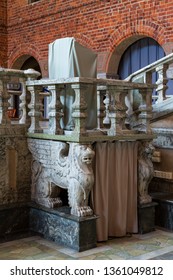 Stockholm, Sweden - August 22 2016: Pulpit In The Blue Hall (swedish: (Bla Hallen) In Stockholm City Hall (Stadshuset), Where The Annual Banquet Of The Nobel Prize Award  Ceremony Takes Place 