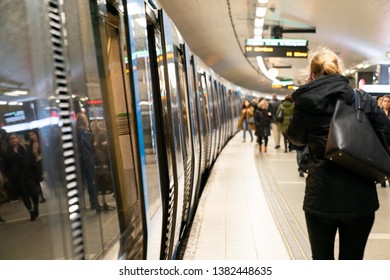 Imagenes Fotos De Stock Y Vectores Sobre Stockholm Tunnelbana