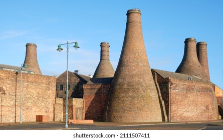 Stoke, Staffordshire, England, Britain, Jan 9th 2022.view Of Bottle Kiln Gladstone Pottery.