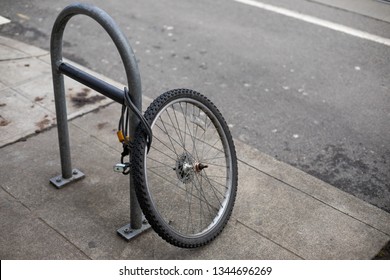 front tire bike rack