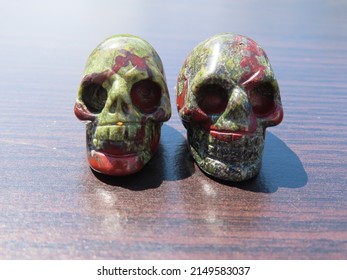 Stone Bloodstone Skull Pair Buddies