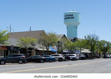 Stone Harbor, New Jersey- June ,6, 2022 The Stone Harbor Water Tower, A Jershey Shore Landmark Is In The Center Of The Popular Jersey Shore Beach Town Shopping District.