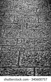 Stone road 
