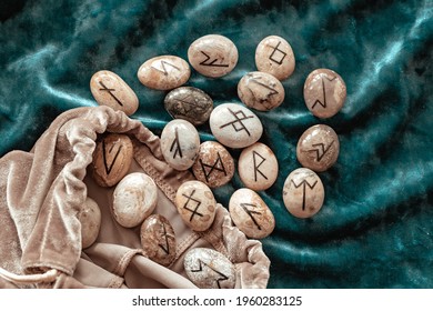 2,170 Sun rune Images, Stock Photos & Vectors | Shutterstock