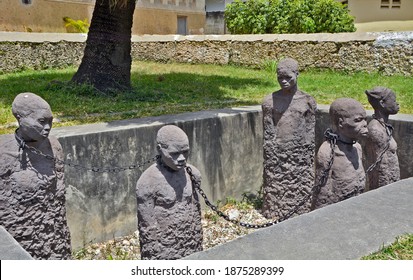 18 Swahili sculpture Images, Stock Photos & Vectors | Shutterstock