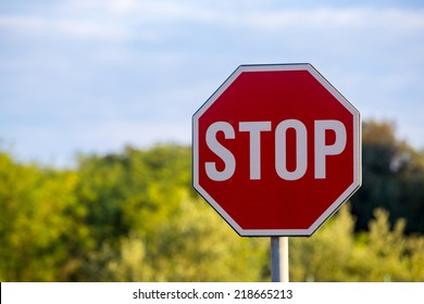 Panneau Stop High Res Stock Images Shutterstock
