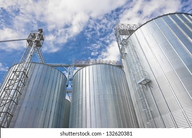 6,743 Sheet metal container Images, Stock Photos & Vectors | Shutterstock