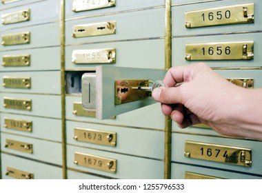 store documents and papers in a high secured tresor