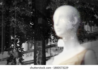 Store window mannequin modeling reflection 