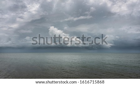 Storm brewing over the ocean at Bramstom Beach