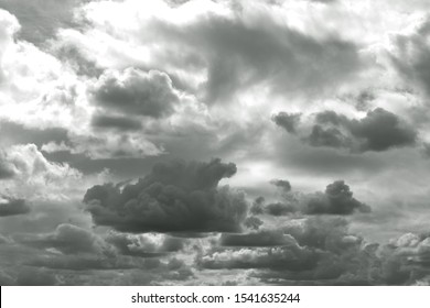 Storm clouds rolling in (dark)